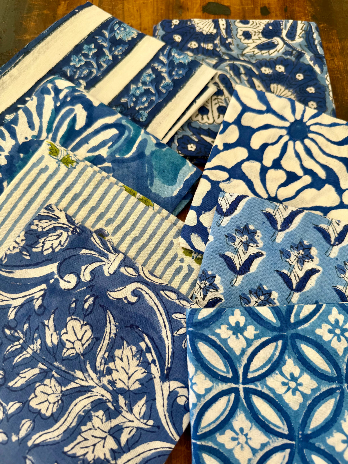 100% Cotton Fat Quarters – Blue & White