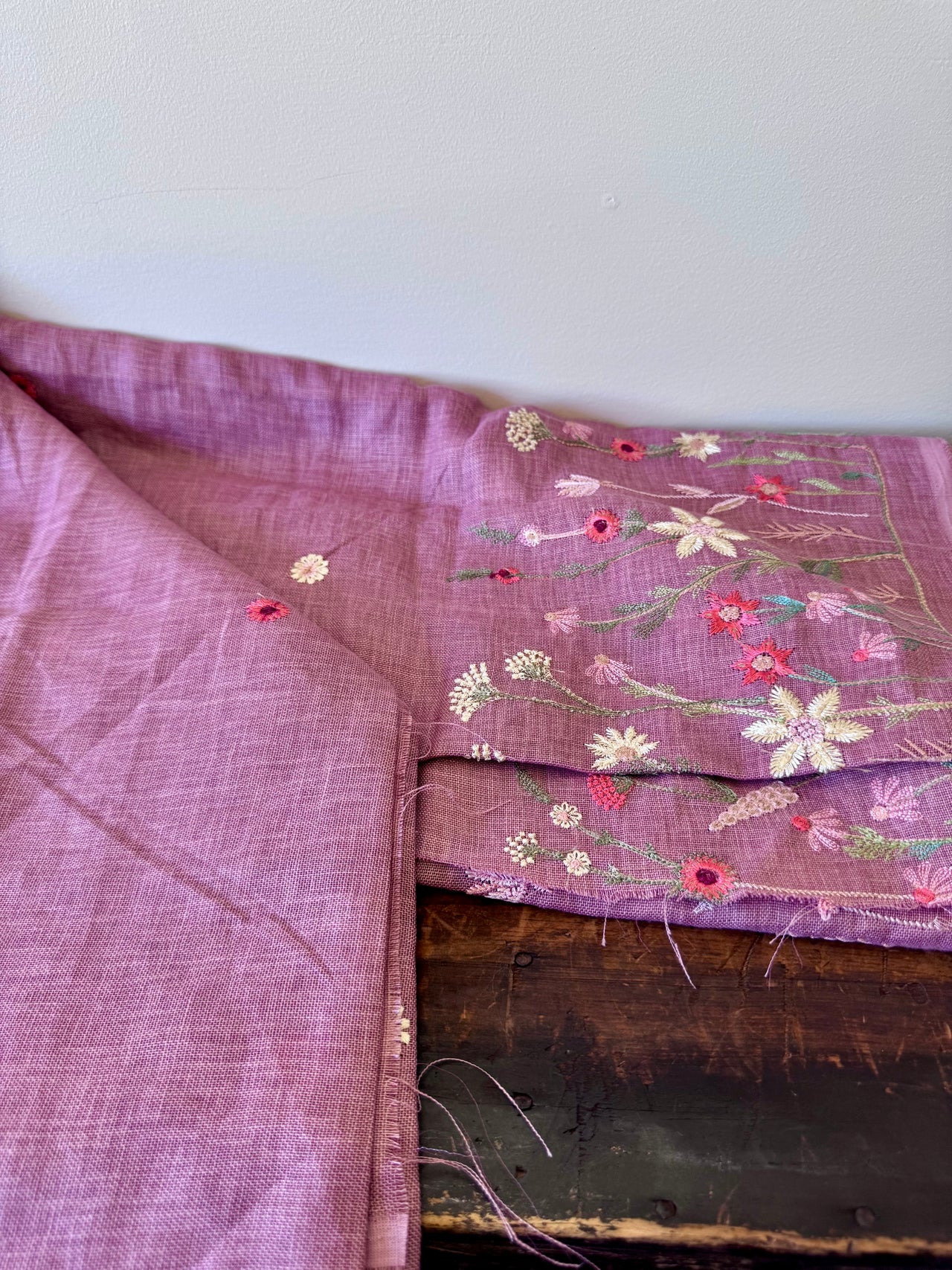 Linen fabric - Pink Floral
