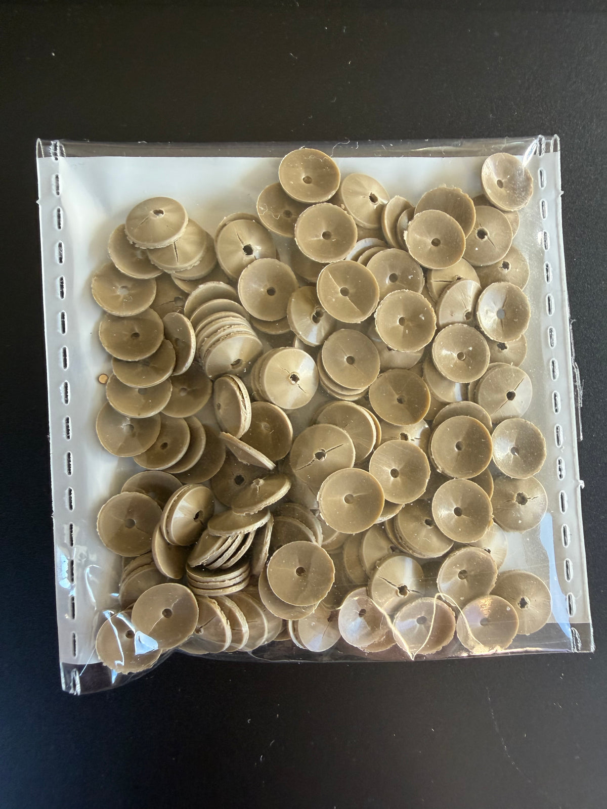 Beige Sequins – Round & Raised