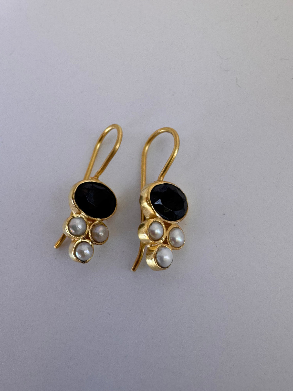 Black Onyx Pearl Earrings
