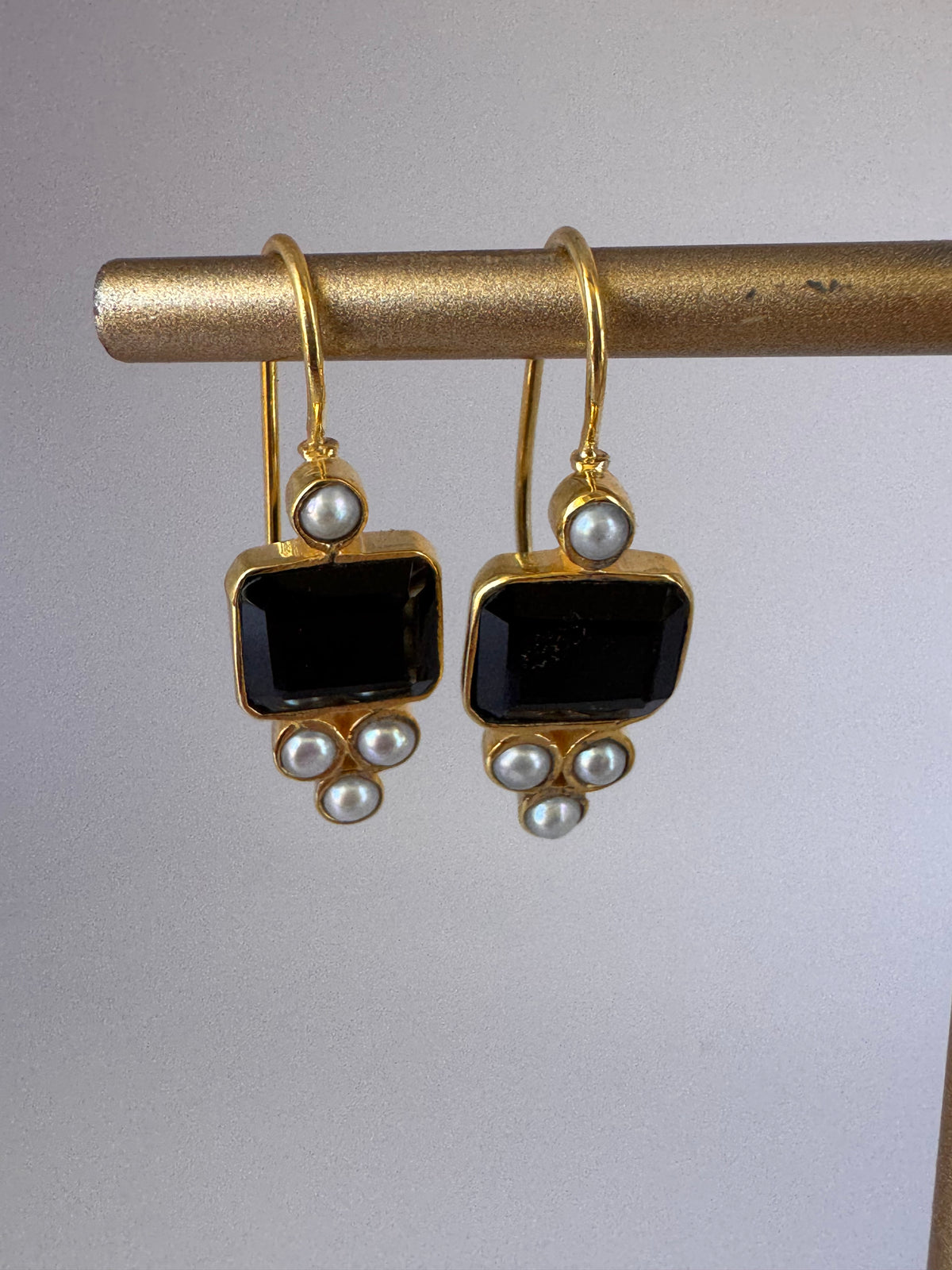 Black Onyx Pearl Square Earrings