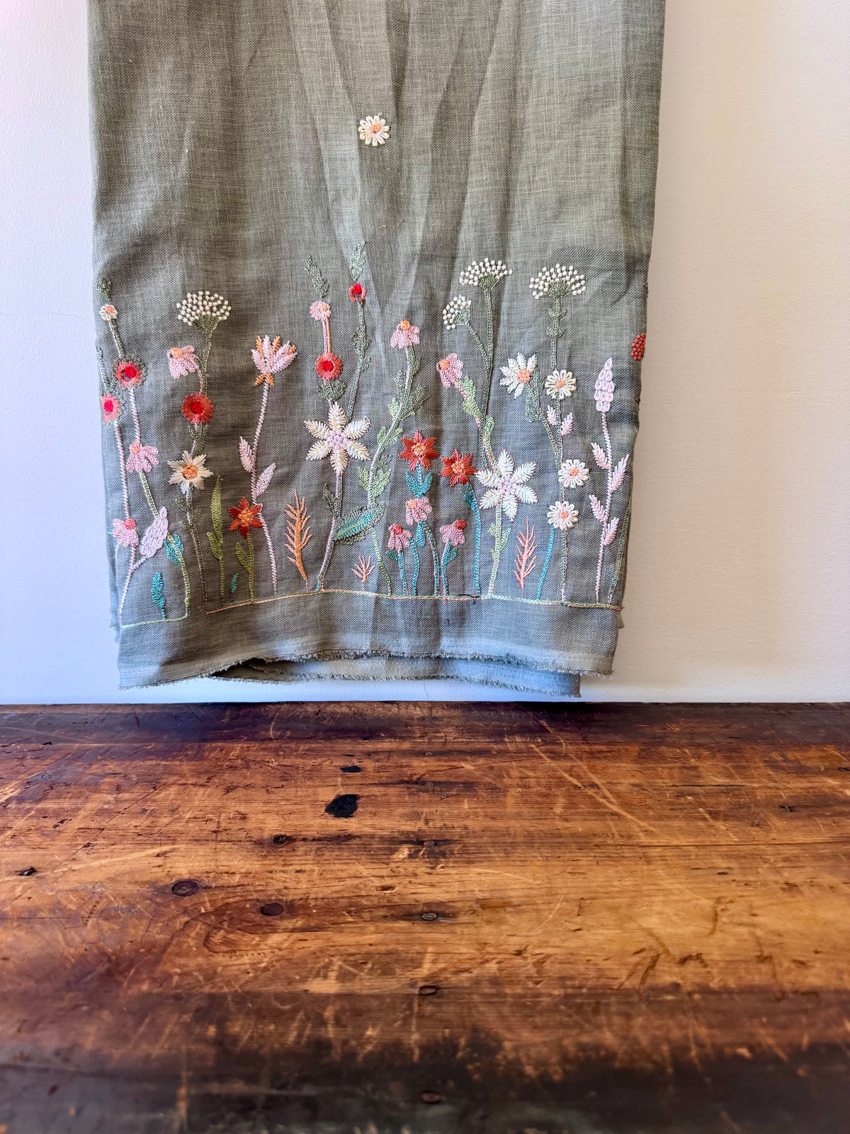 Linen Fabric – Green Floral