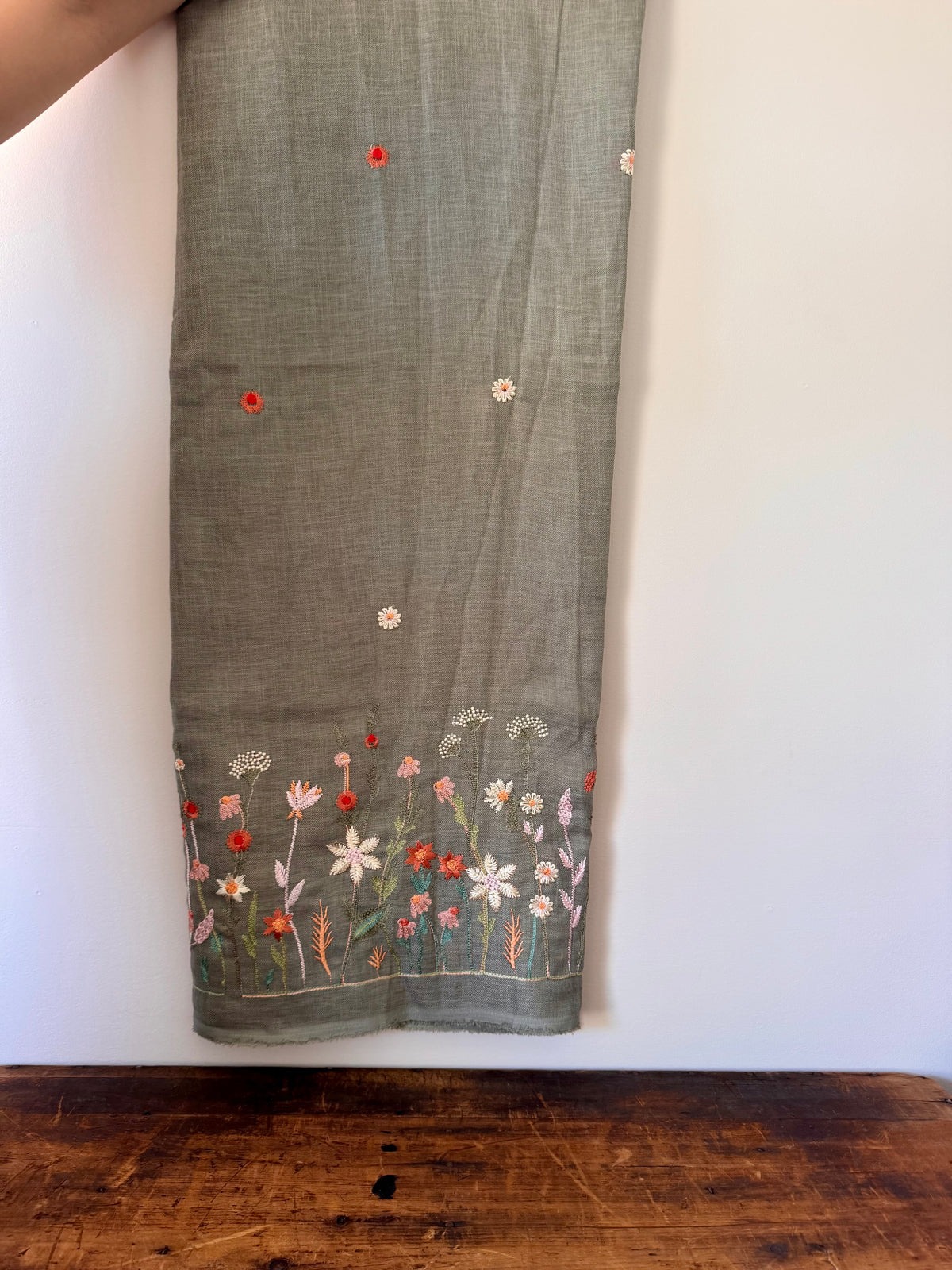 Linen Fabric – Green Floral