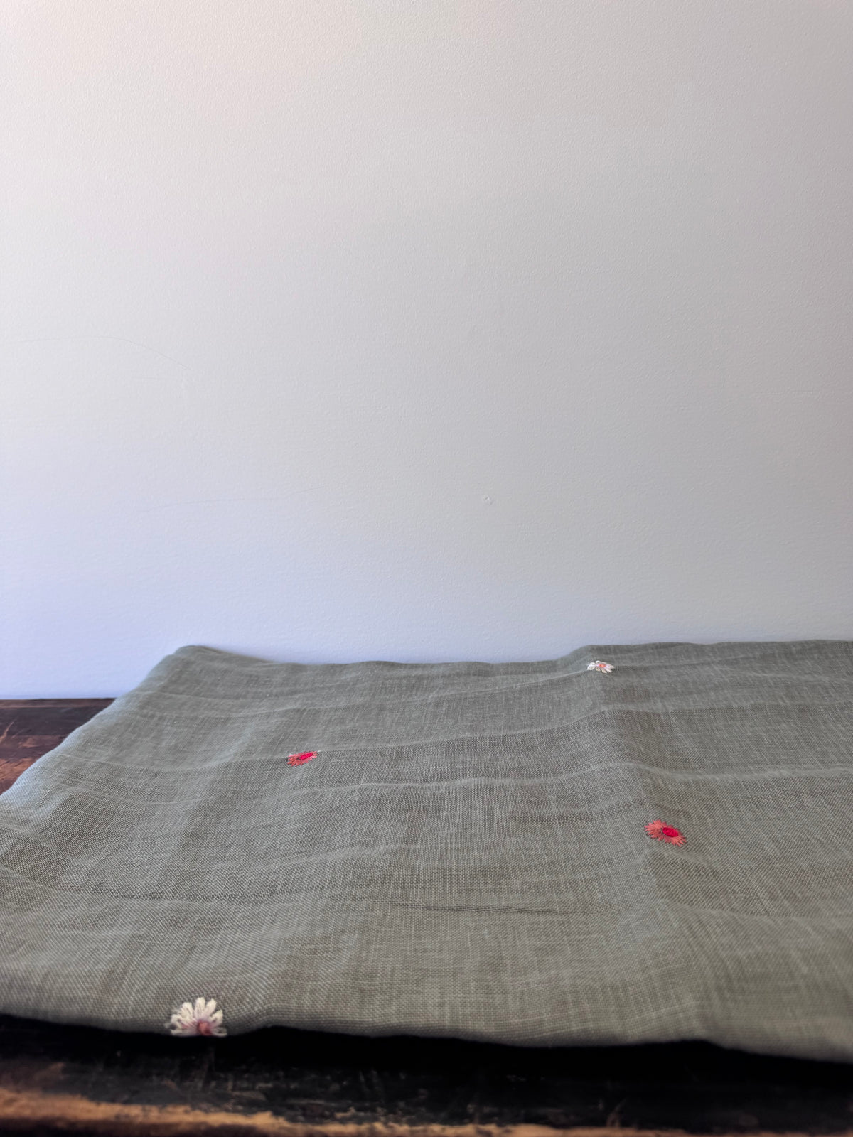 Linen Fabric – Green Floral