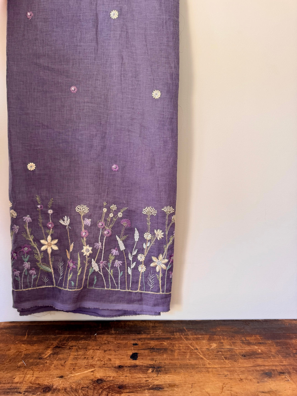 Linen Fabric – Mauve Floral