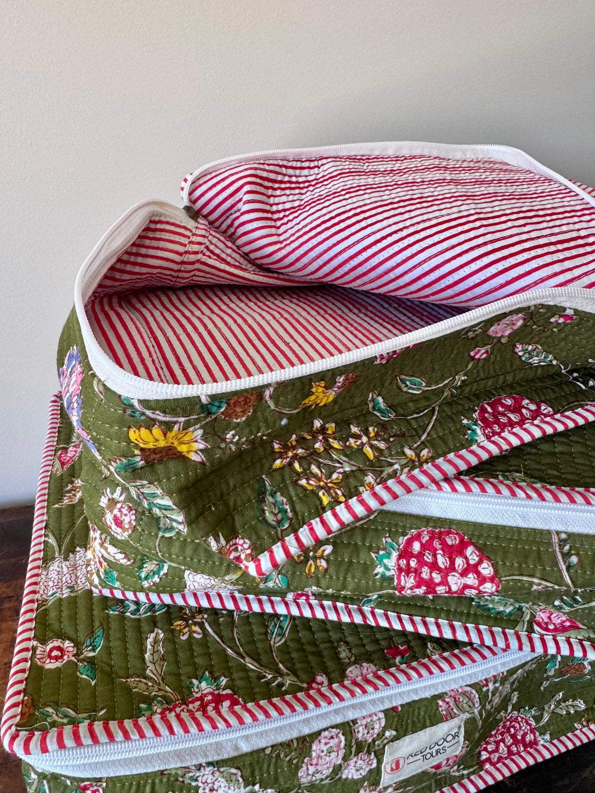 Travel Packing Cube – Set of 3 Green Floral