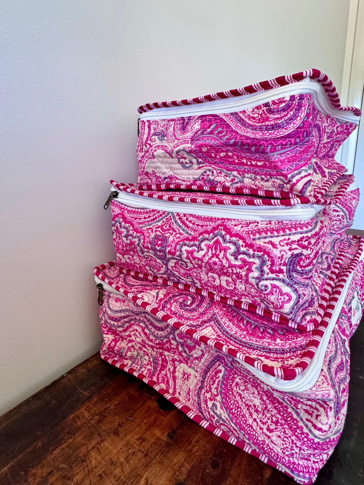 Travel Packing Cube – Set of 3 Pink Paisley