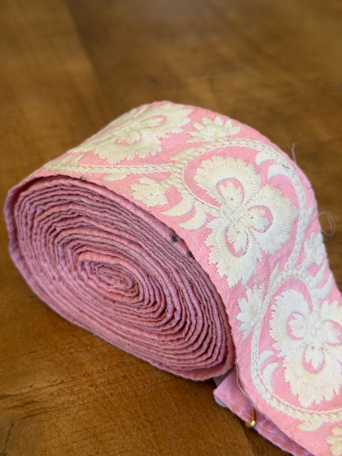 Upcycled Saree Trim – Candy Pink With White Floral