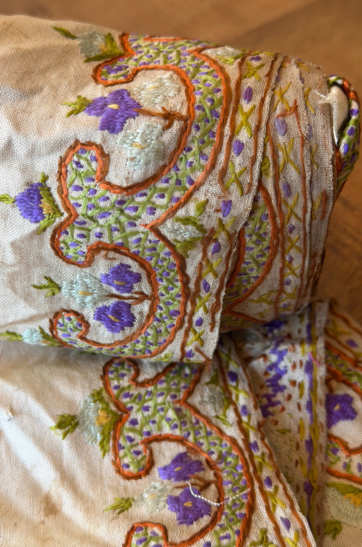 Upcyled Saree Trim – Beige & Purple Hand Stitched