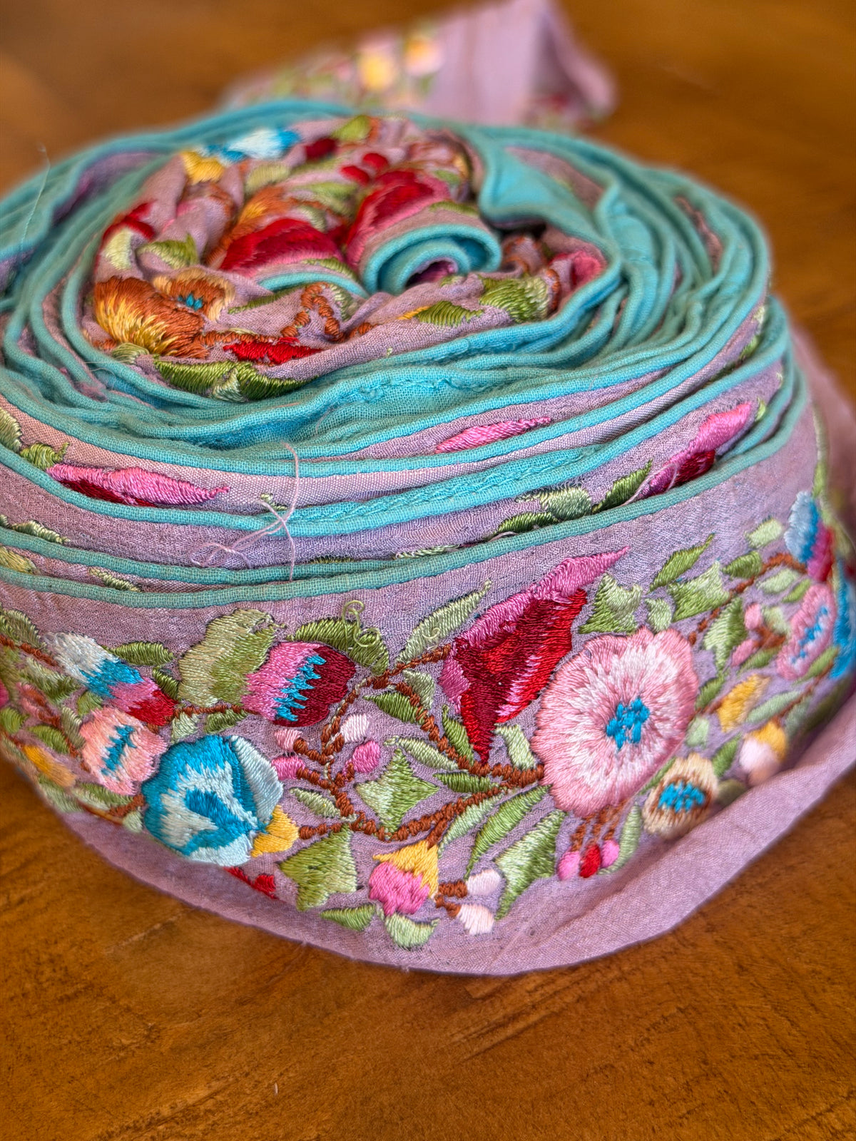 Upcyled Saree Trim – Mauve With Colourful Floral