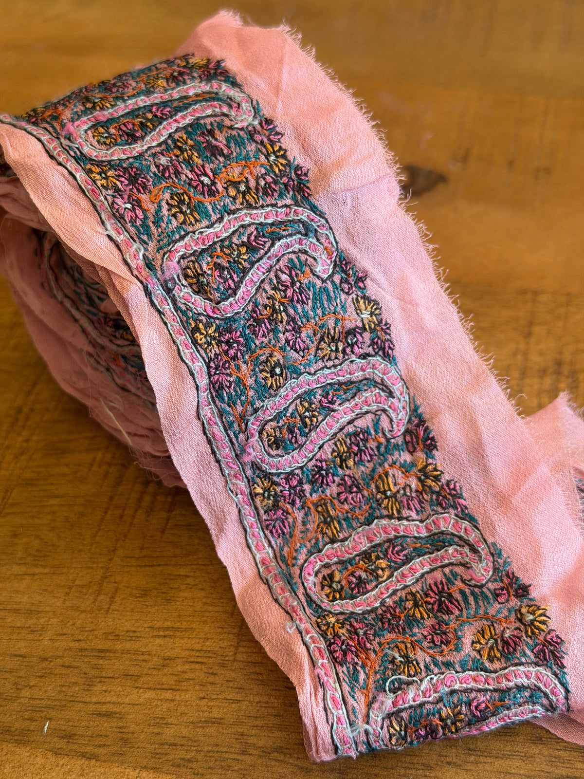 Upcyled Saree Trim – Paisley – Hand Stitched