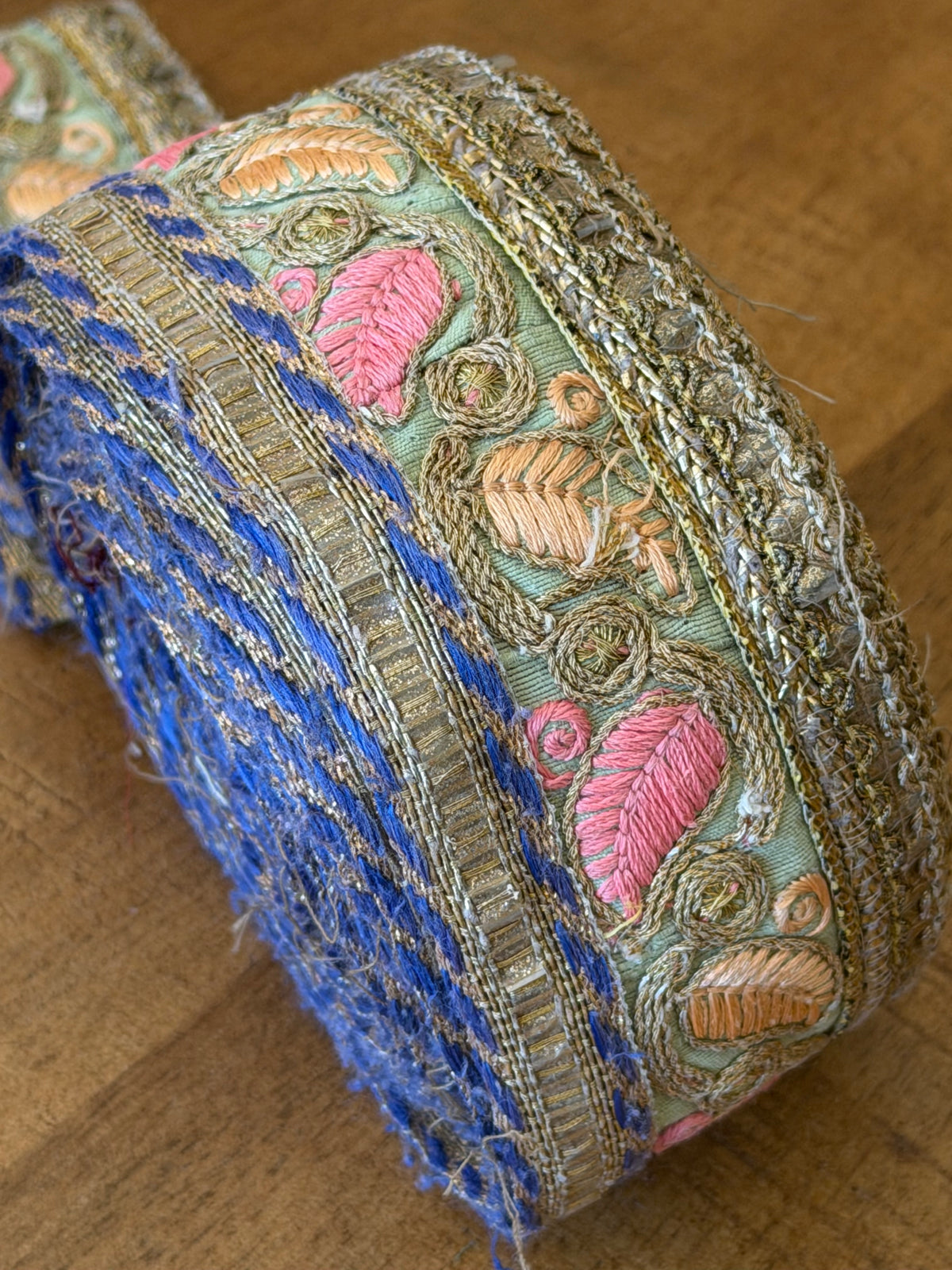 Upcyled Saree Trim – Pastel Paisley