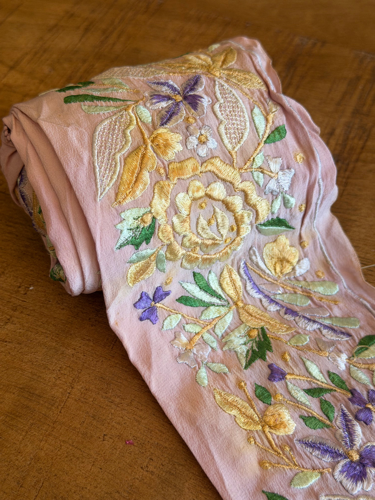 Upcyled Saree Trim – Purple & Yellow Flowers On Soft Pink