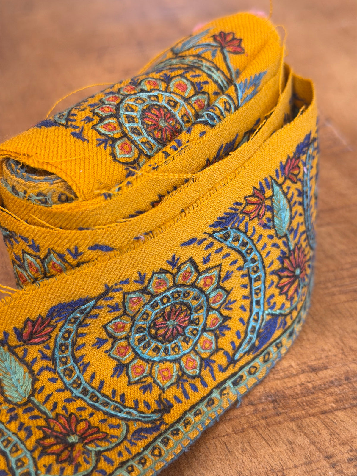Upcyled Saree Trim – Yellow – Hand Stitched Wool