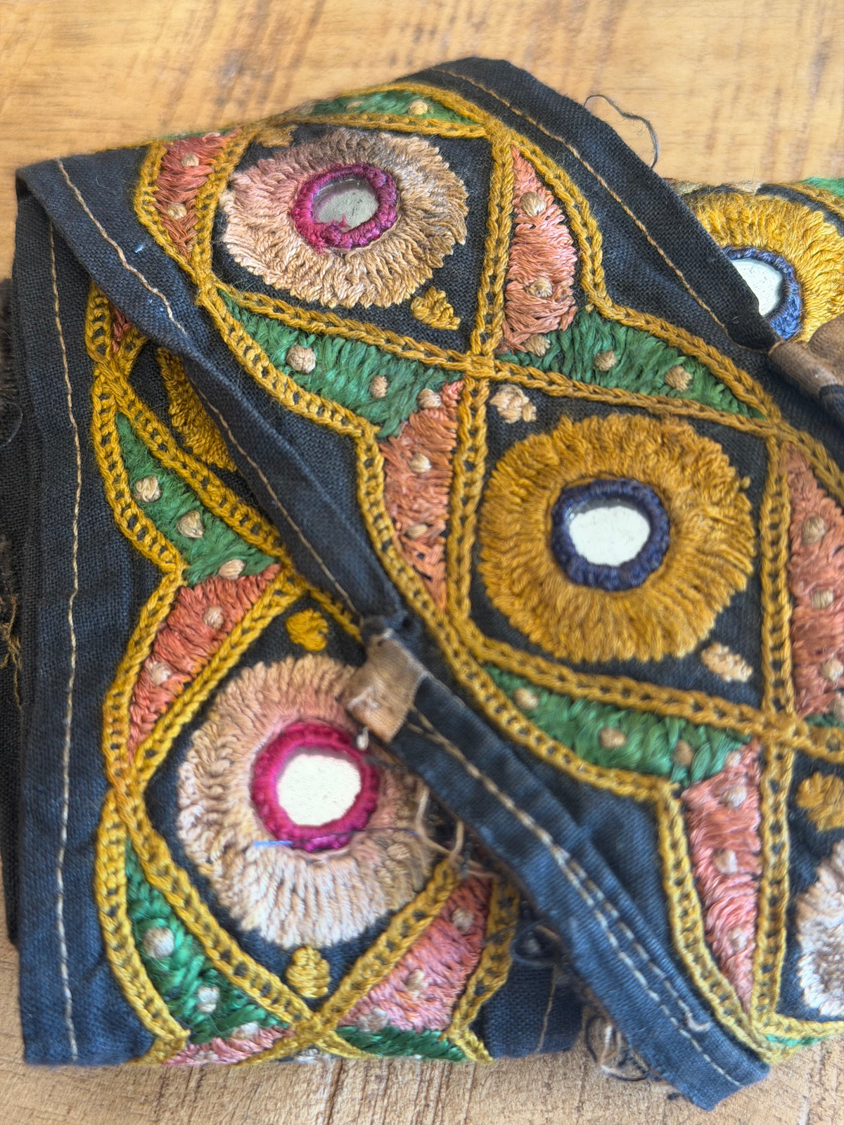 Vintage Trim From Gujarat – Autumn Pastel